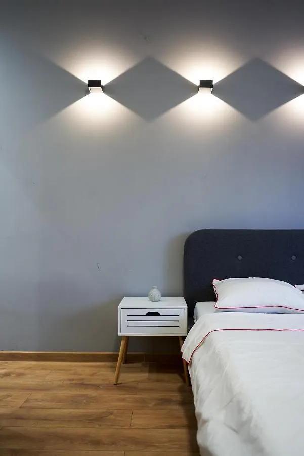 Minimalist Design Apartament In Magheru ブカレスト ルーマニア
